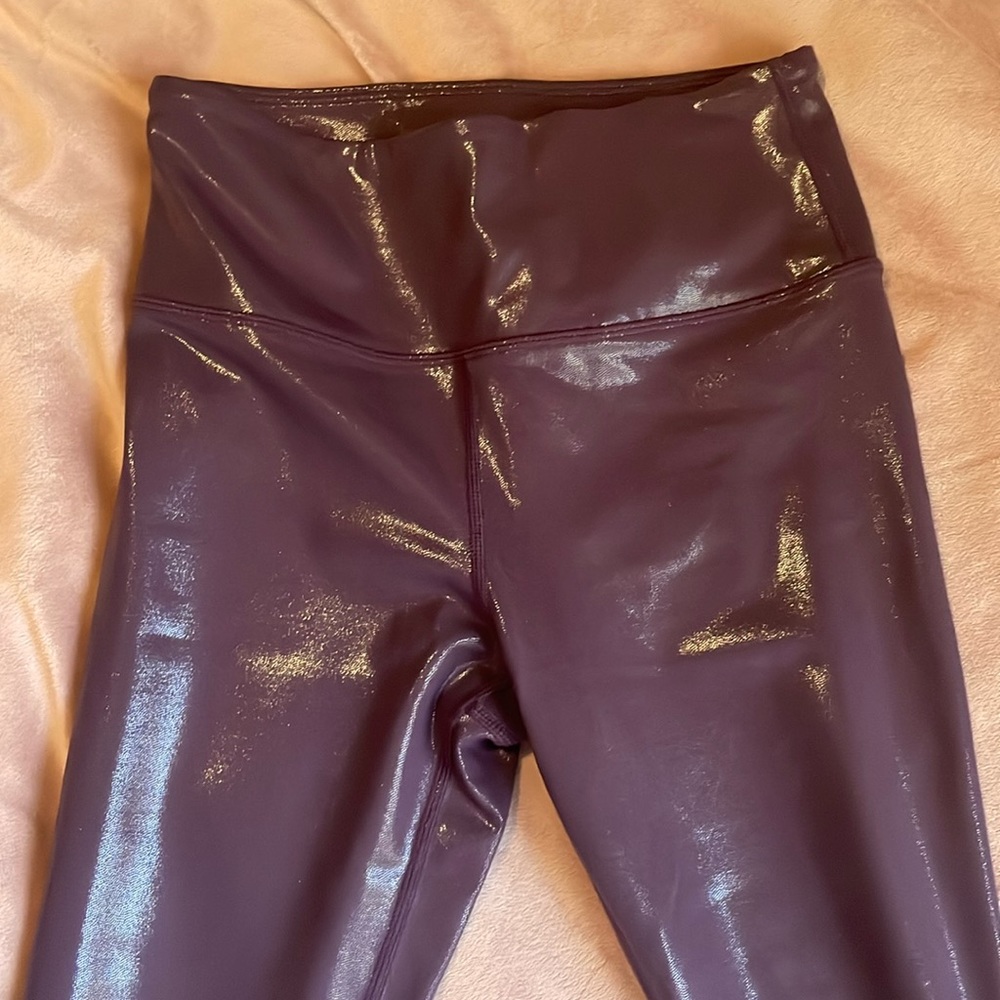 NEW ZYIA size 4 shimmer purple 7/8 length